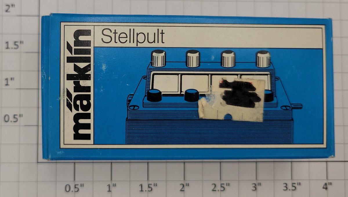 Marklin 7072 HO Scale Red/Green Button Switch Controller / Separate Sale Box