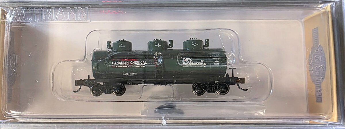 Bachmann 17152 N Canadian Chemical Co. Ltd. Chemcell 3-Dome Tank Car #54442