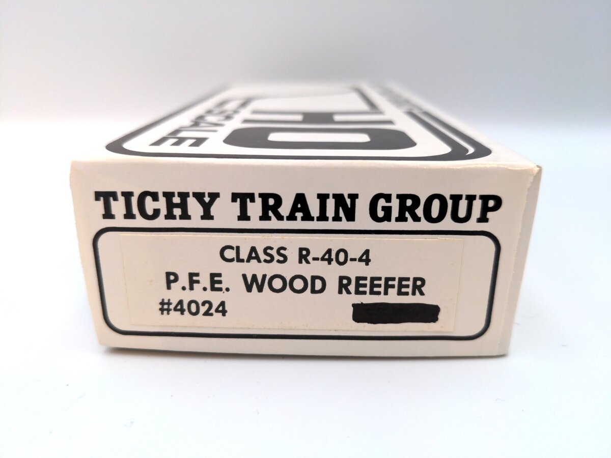 Tichy 4024 HO Scale 40' Pacific Fruit Express Wood Reefer Plastic Kit