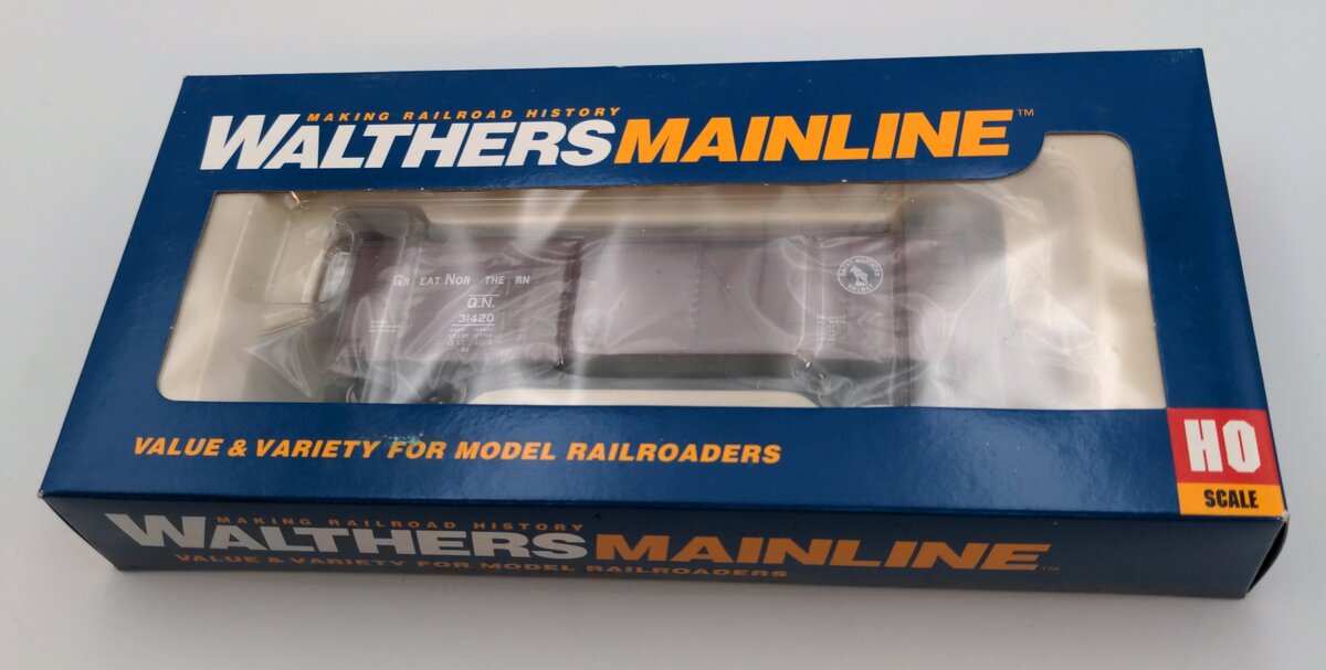 Walthers 910-2204 40' Boxcar w/Grn Dr GN #2
