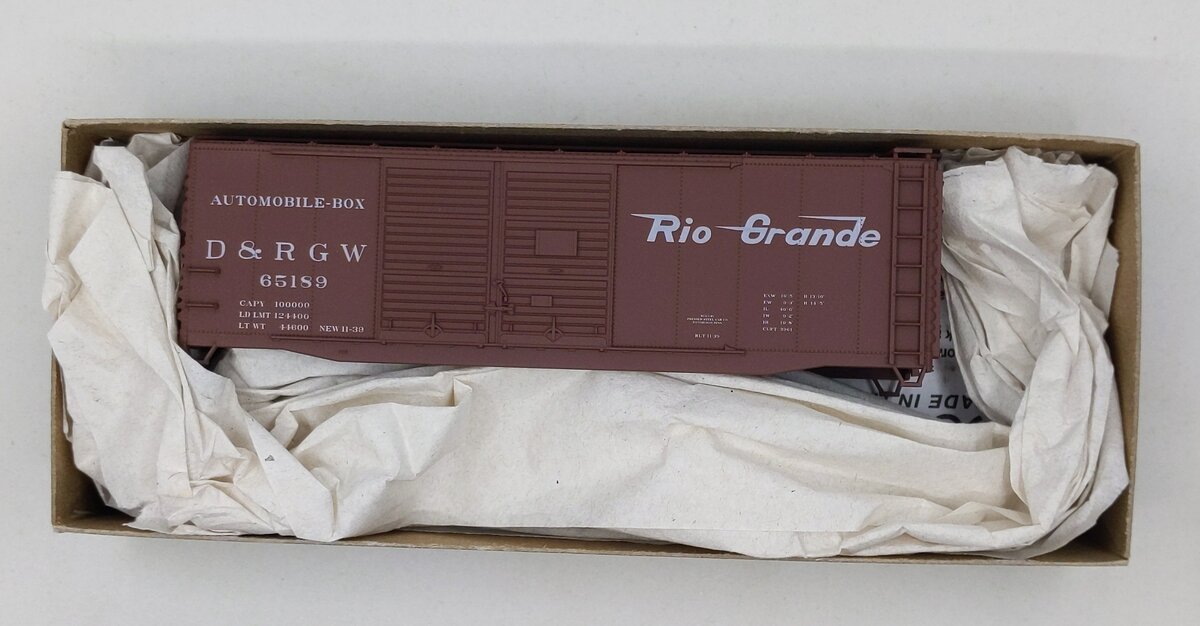 Accurail 3632 HO Scale Denver and Rio Grande Western Double Door Boxcar