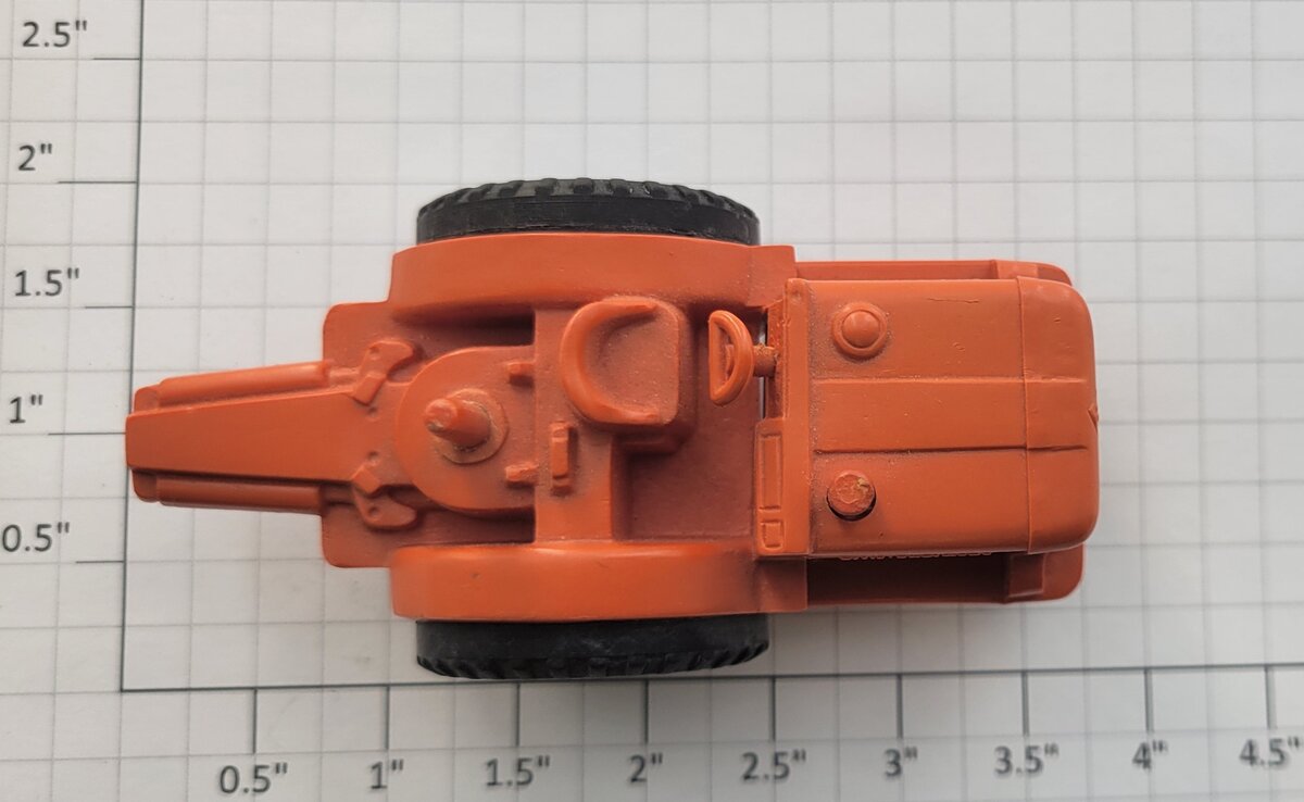 Lionel 6817-1 Orange Allis Chalmers Scraper Tractor Front