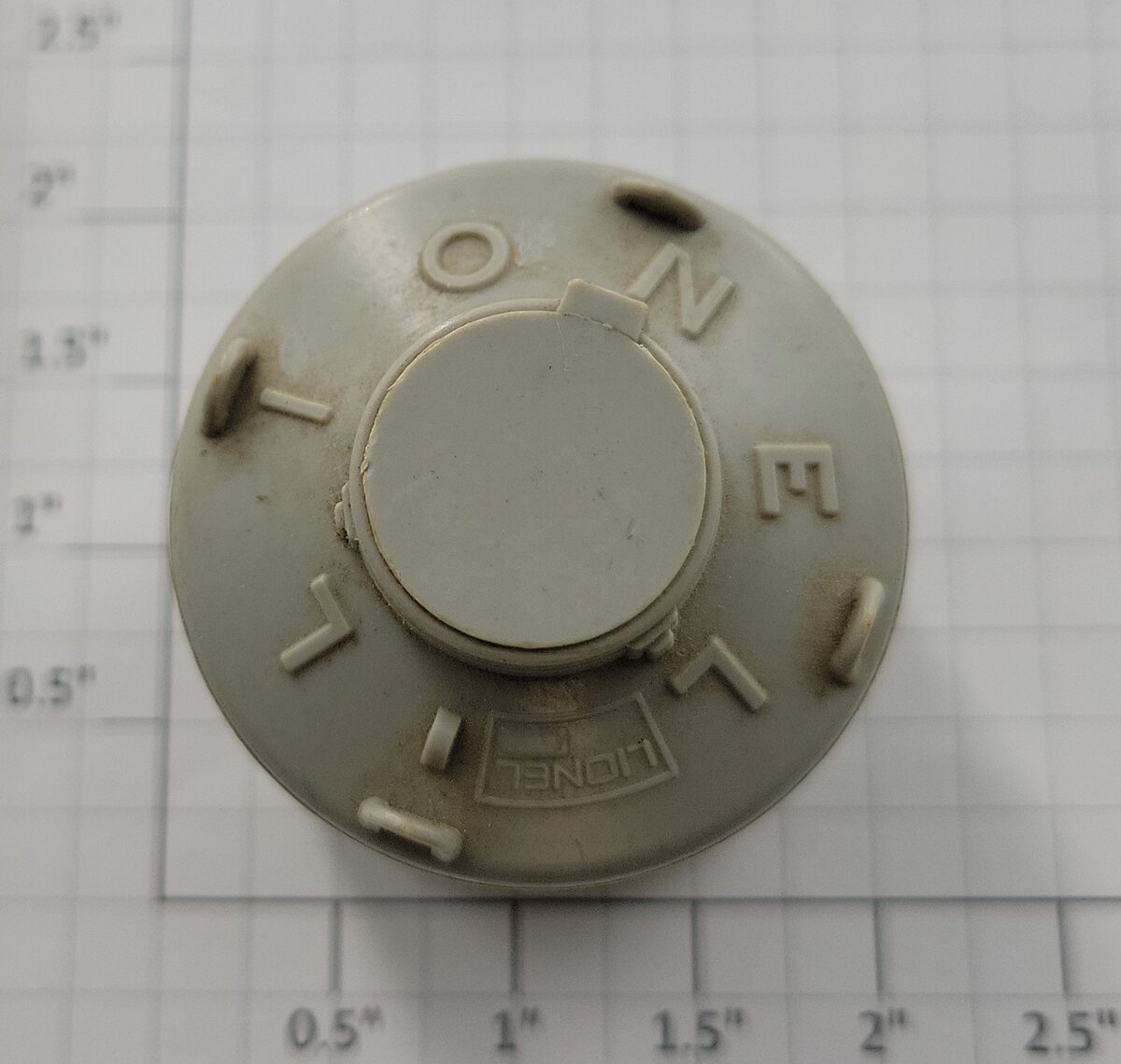Lionel 6112-3 Light Gray Canister