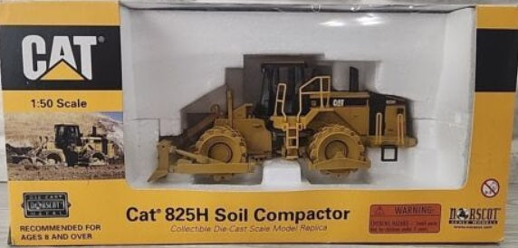 Norscot 55165 1:50 Caterpillar 825H Soil Compactor Die Cast Model Replica NIB
