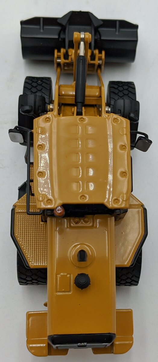 Norscot 55266 1:50 Caterpillar 930K Wheel Loader