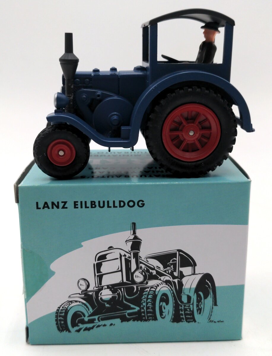 Marklin 18030 HO Scale Lanz Eilbulldog Tractor