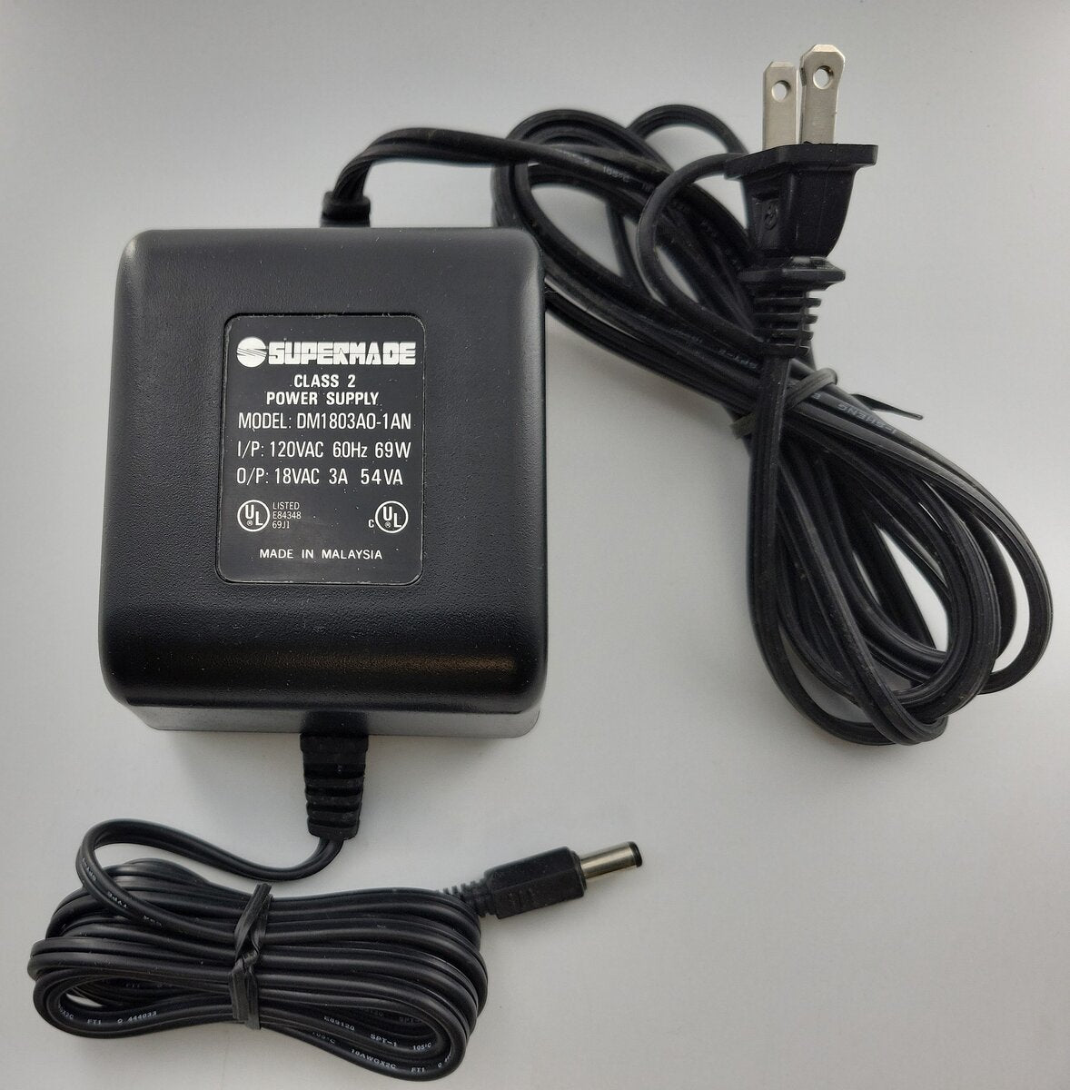 Lionel DM1803AO-1AN Supermade 18 Volt AC @ 3-AMP 69-Watt 60-Hz Power Pack