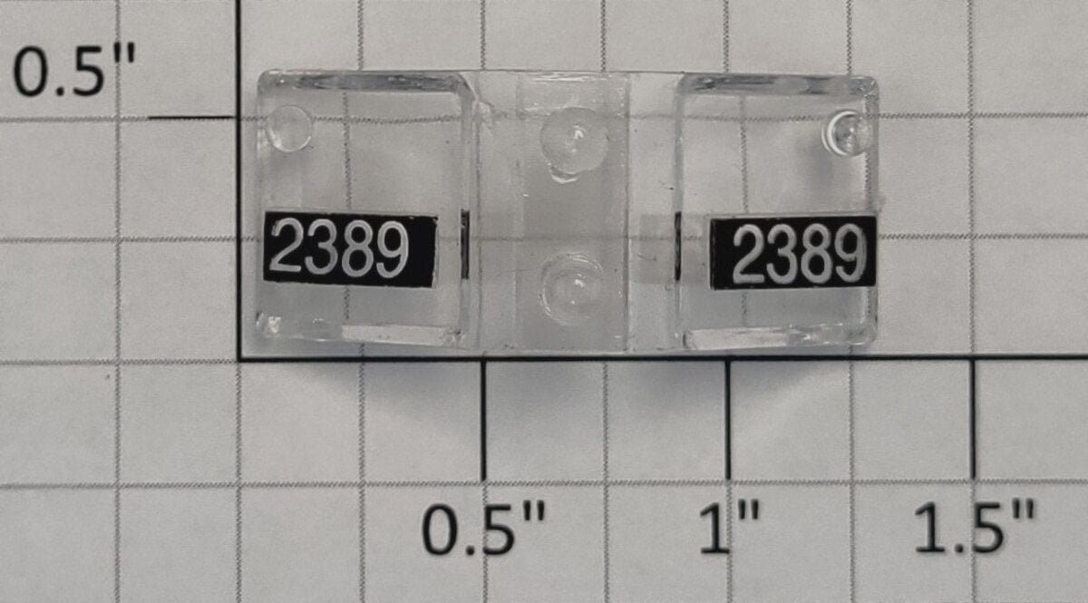 Lionel 18572-17 B&M GP9 Headlight Number Board & Marker Lens #2389