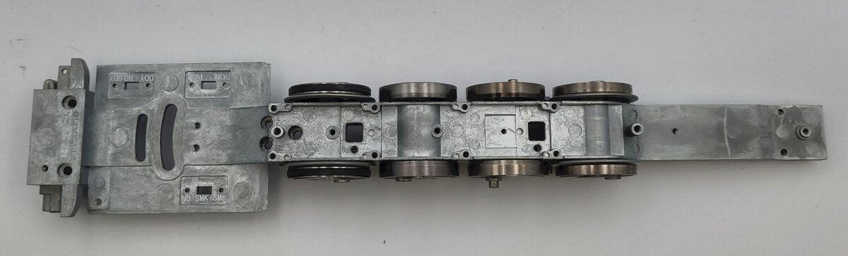 Lionel 11413-758 N&W 4-8-4 J Class Steam Locomotive Frame with Wheels