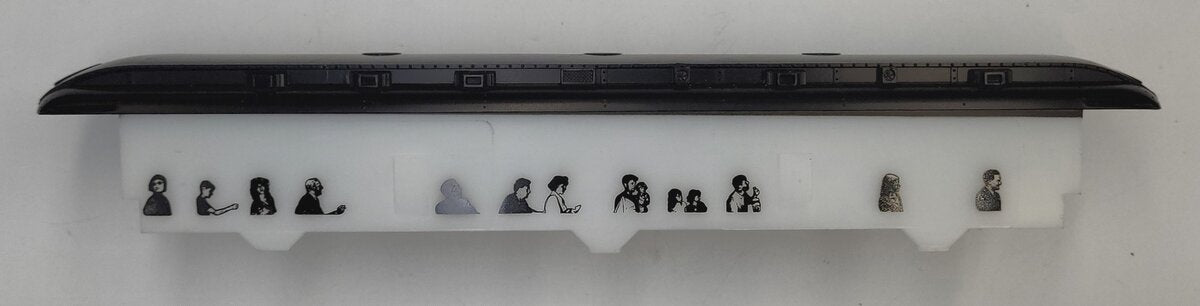 Lionel 15142-13 Black Baby Madison Roof and Window Insert with Silhouettes