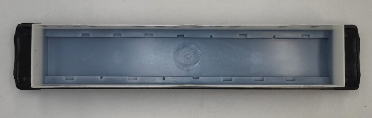 Lionel 15142-13 Black Baby Madison Roof and Window Insert with Silhouettes