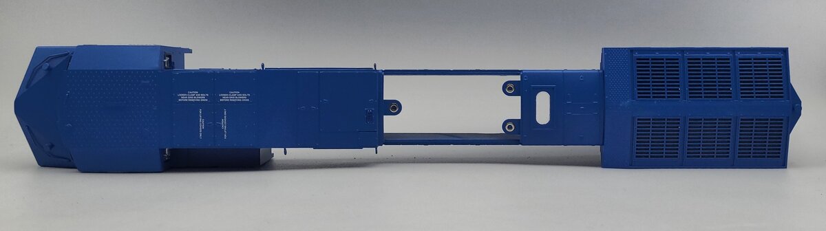 Lionel 39568-2 BC Rail Dash 9-44CW Diesel Locomotive Shell #4641