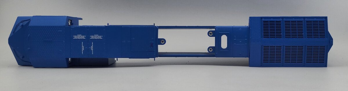 Lionel 39569-2 BC Rail Dash 9-44CW Diesel Locomotive Shell #4647