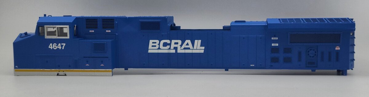 Lionel 39569-2 BC Rail Dash 9-44CW Diesel Locomotive Shell #4647
