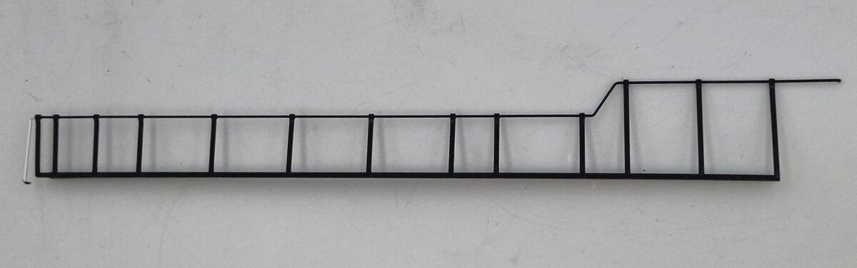 Lionel 39571-240 Black BNSF Dash 9-44CW Diesel Locomotive Right Side Hand Rail