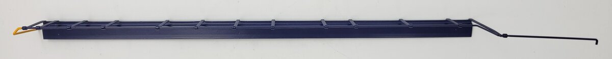 Lionel 39583-239 CSX DASH-9 Diesel Loco Blue Left Side Railing