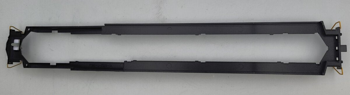 Lionel 39586-3 Plastic Norfolk Southern Dash 9-44CW Shell Frame with End Rails