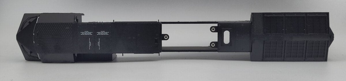 Lionel 39587-2 Norfolk Southern Dash 9-44CW Diesel Locomotive Shell #9322