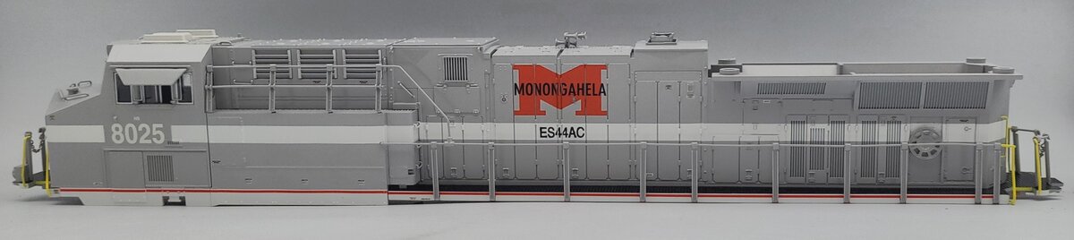 Lionel 39598-2 Monongahela NS Heritage ES44AC Diesel Locomotive Body Shell #8025