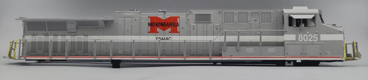Lionel 39598-2 Monongahela NS Heritage ES44AC Diesel Locomotive Body Shell #8025
