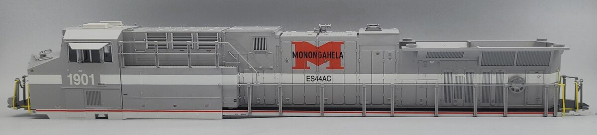Lionel 39599-2 Monongahela NS Heritage ES44AC Diesel Locomotive Body Shell #1901