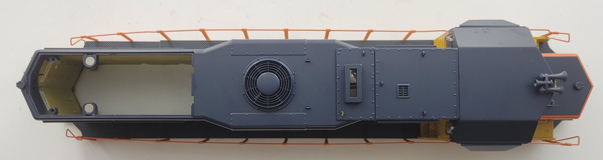 Lionel 38797-2 C&O Chessie System GP-35 Diesel Locomotive Shell #3529