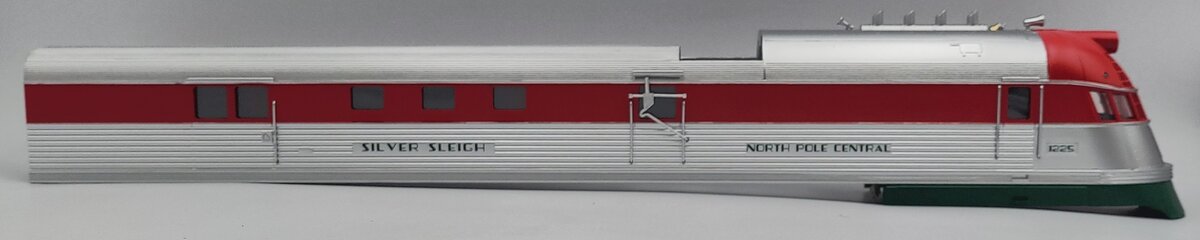 Lionel 38849-2 North Pole Central Silver Sleigh Zephyr Powered Diesel Loco #1225