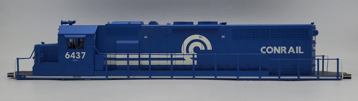 Lionel 38934-2 Conrail SD40-2 Diesel Locomotive Shell #6437