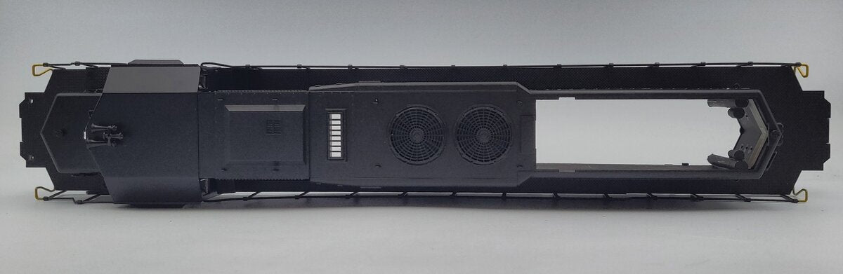 Lionel 38939-2 Norfolk Southern SD40-2 Diesel Locomotive Shell #3355