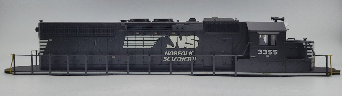 Lionel 38939-2 Norfolk Southern SD40-2 Diesel Locomotive Shell #3355