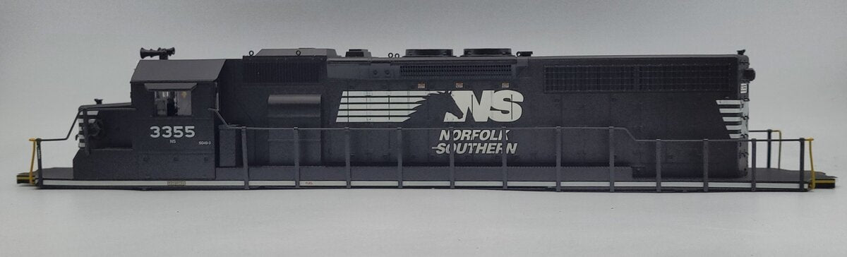 Lionel 38939-2 Norfolk Southern SD40-2 Diesel Locomotive Shell #3355