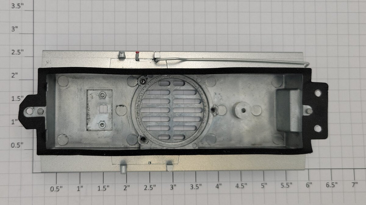 Lionel 6309738214 SD-70 ACe /Gray/Legacy / Fuel Tank