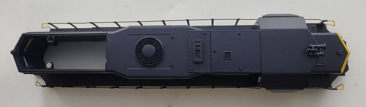 Lionel 38984-2 Chesapeake and Ohio GP-35 Diesel Locomotive Shell #3515