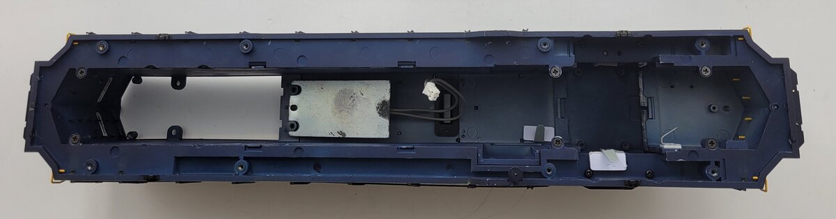 Lionel 38984-2 Chesapeake and Ohio GP-35 Diesel Locomotive Shell #3515