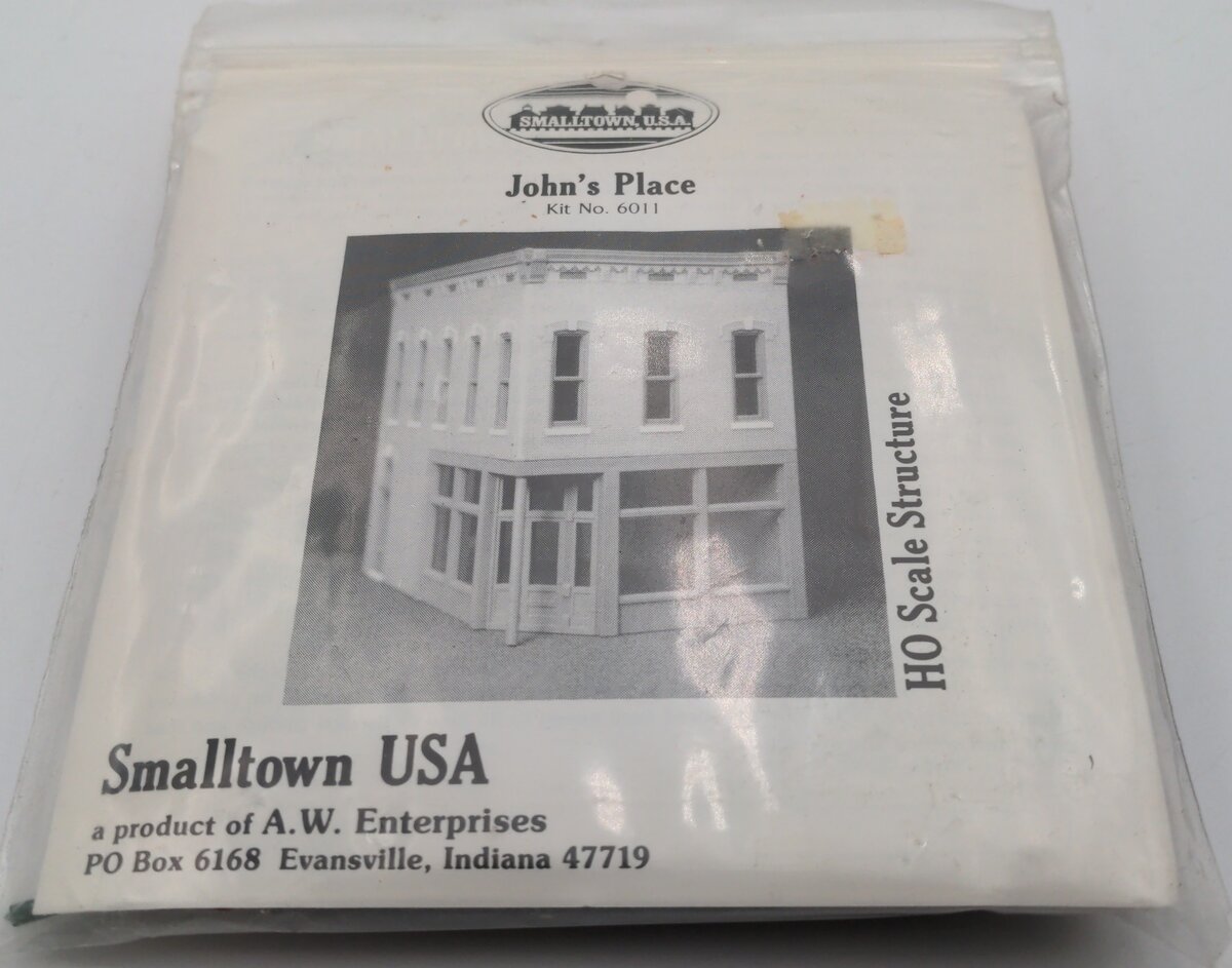 Smalltown USA 699-6011 HO Scale John's Place Building Kit