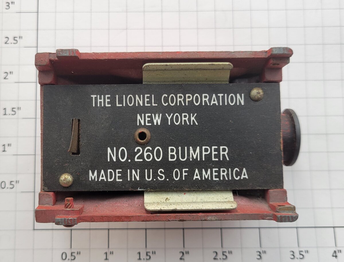 Lionel 260 Red Diecast Lighted Bumper