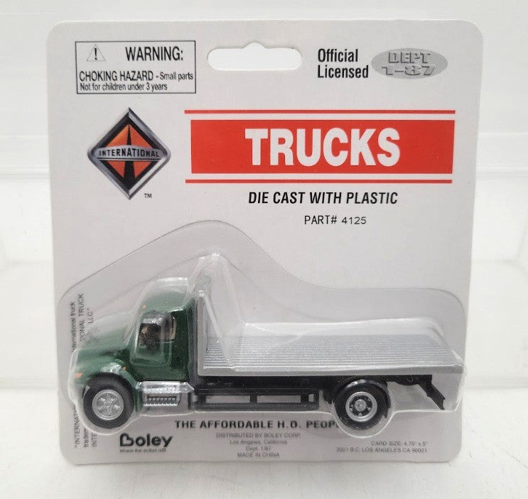 Boley 4125-56 1:87 Scale Green/Silver 01 International 2-Axle Flatbed Diecast