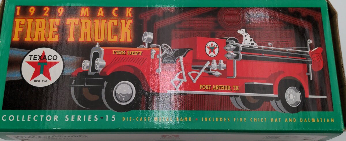 Ertl F415 1:30 Diecast 1998 Texaco #15 1929 Mack Fire Engine W/Helmet & Dog Bank