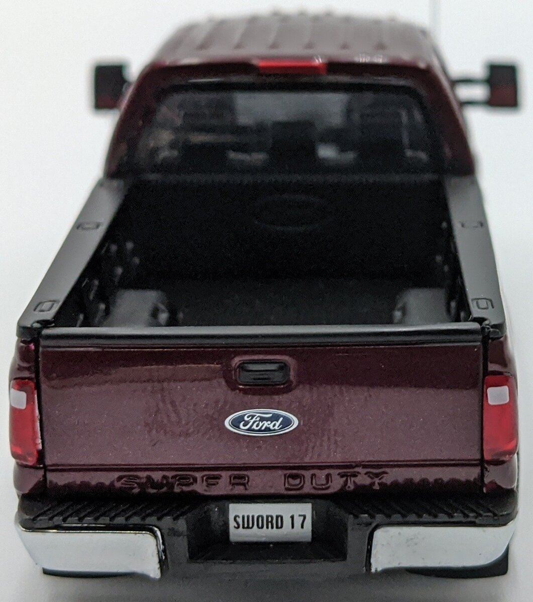 Sword 1200-R 1:50 Ford F250 XLT Pickup with Crew Cab & 6' Bed