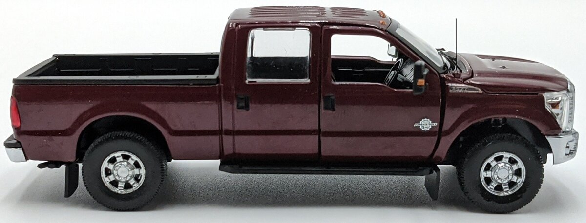 Sword 1200-R 1:50 Ford F250 XLT Pickup with Crew Cab & 6' Bed