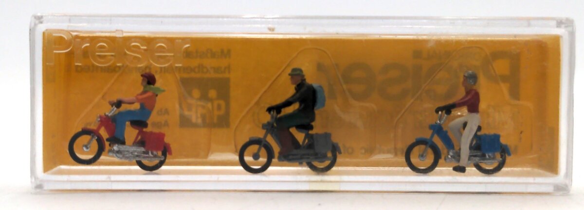 Preiser 10125 HO Moped Riders Figures (Set of 3)