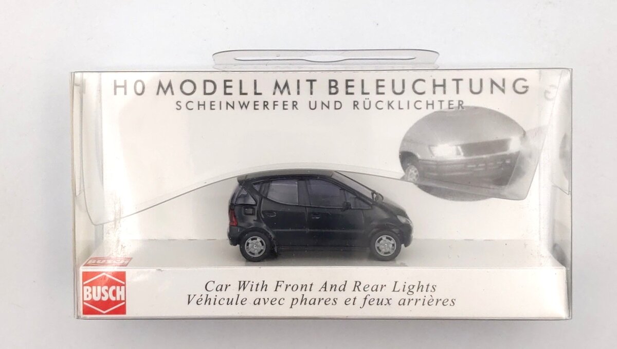 Busch 5638 HO 1:87 Mercedes-Benz A Class w/Lights
