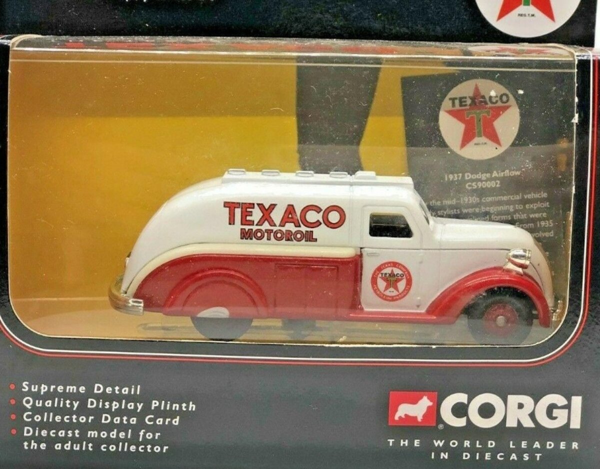 Corgi CS90002 1:64 1937 Dodge Airflow Texaco Motor Oil Die Cast Car