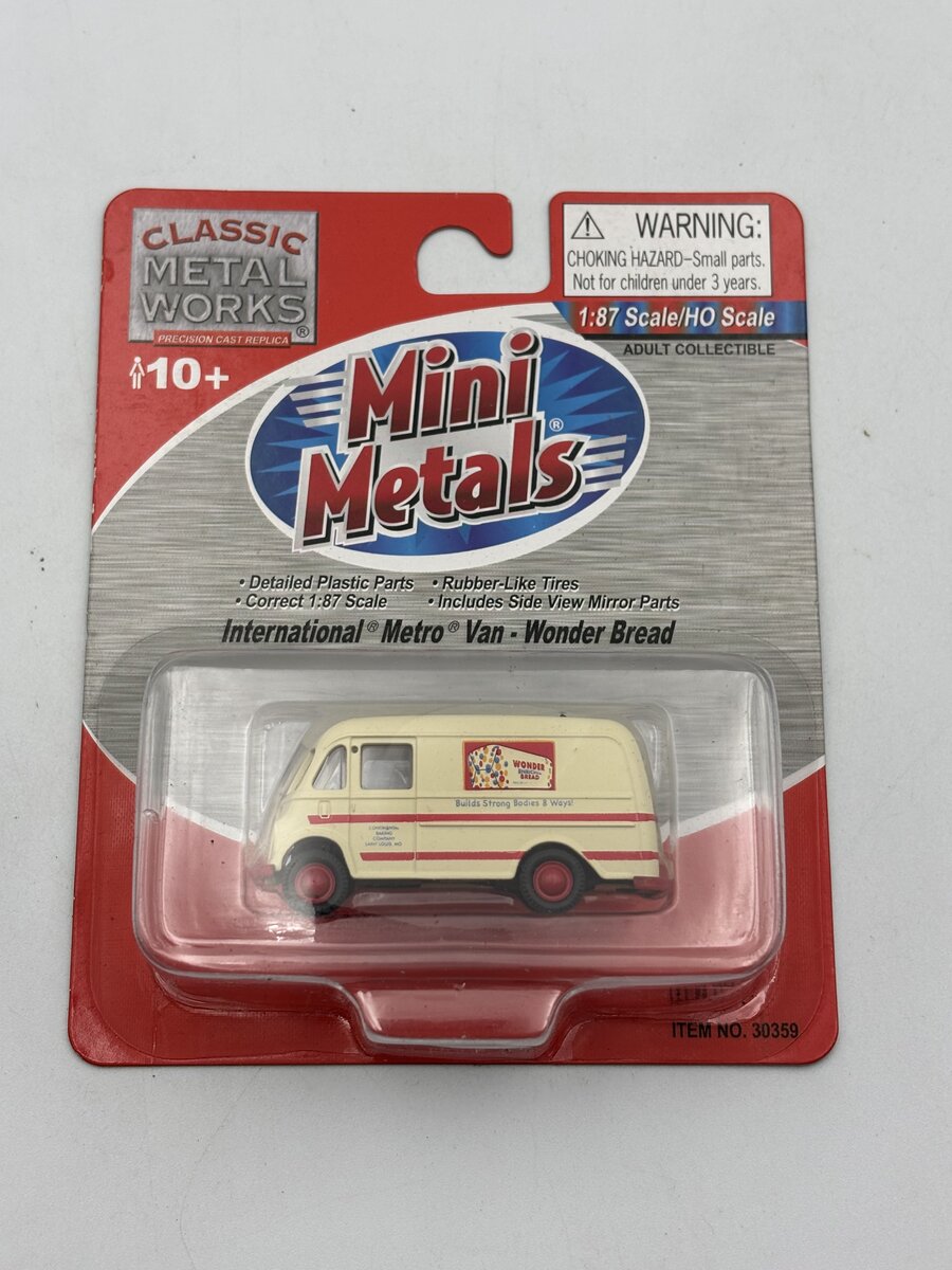 Classic Metal Works 30359 HO Mini Metals Wonder Bread International Metro Van