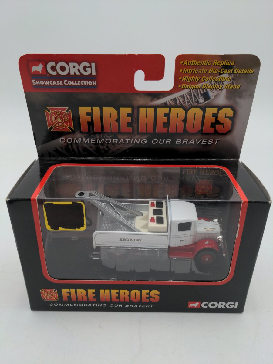 Corgi CS90016 Fire Heros Recovery 1934 Mack 5 Ton Breakdown Truck Baltimore