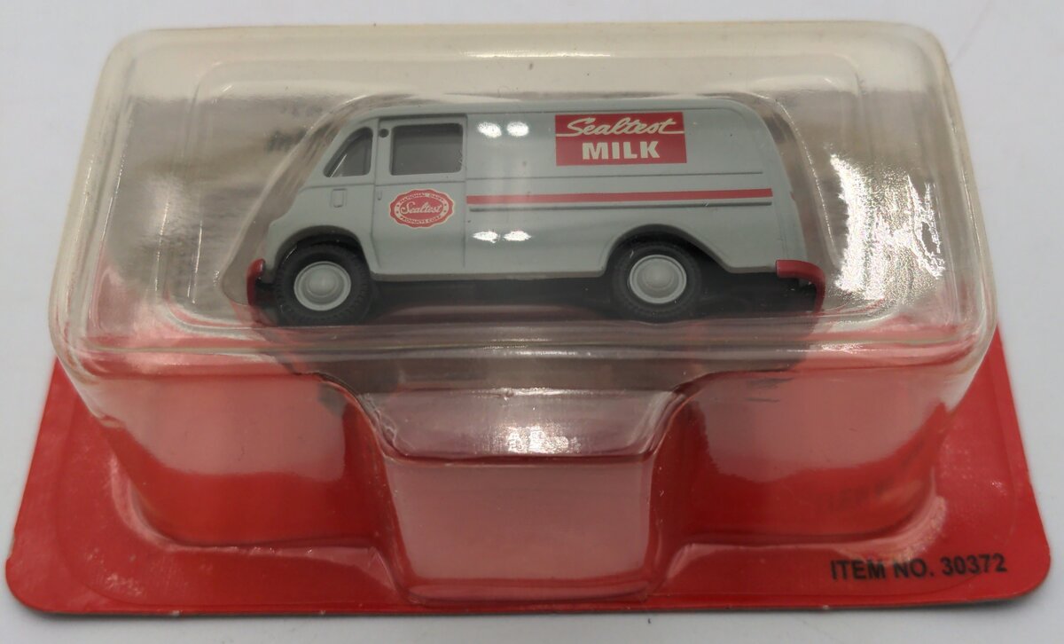 Classic Metal Works 30372 HO Mini Metals Sealtest Milk International Metro Van