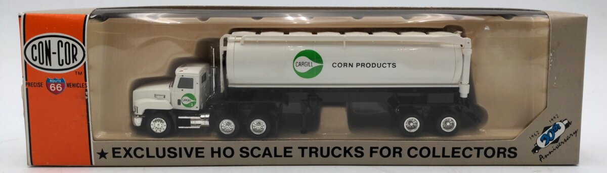 Con-Cor 1057 1:87 Scale Mack Track & Trailer Cargill