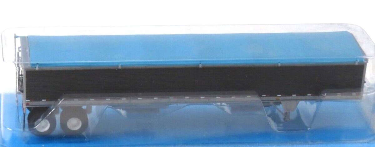 Lonestar LS6009 HO Scale Wilson Grain Trailer W/Black Panels & Light Blue Tarp