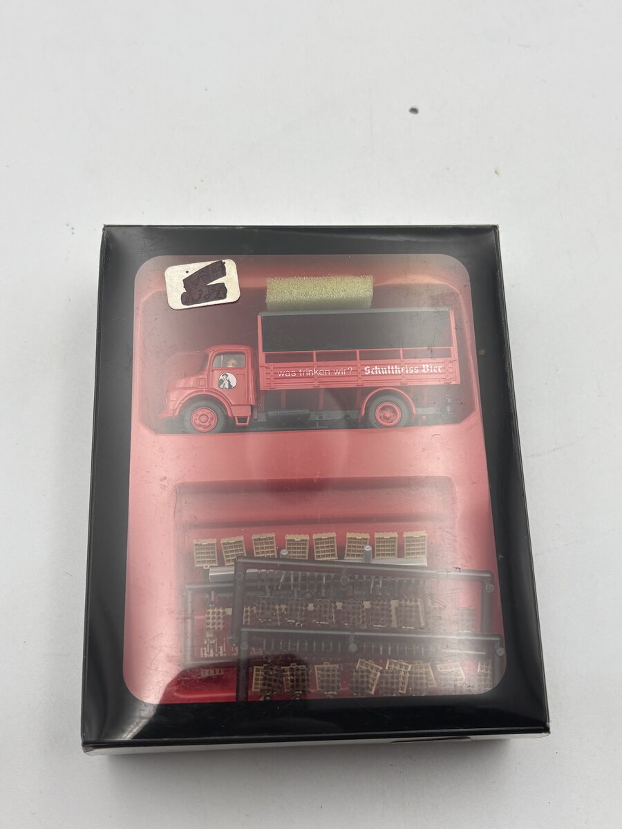Preiser 38005 HO Mercedes-Benz L322/42 Brew Truck