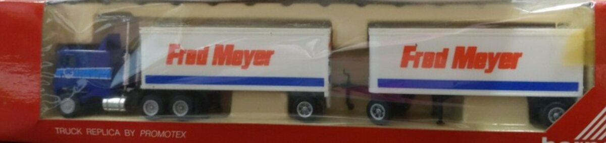 Herpa 6117 HO By Promotex Freighliner Fred Meyer Tractor W/ Double Trailers